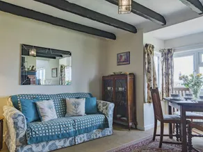Cottage with garden & barbecue | Sea view - Image 5