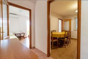 Flat with terrace | Garden view - Image 4