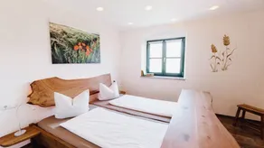 Children-friendly flat with terrace, pool & garden | River view | Good for workation | Pets are welcome - Image 3