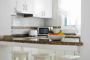 Charming house with terrace & pool | Garden view | Suitable for remote work - Image 4