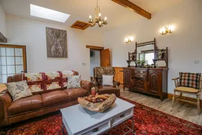 Cottage with garden - Image 4
