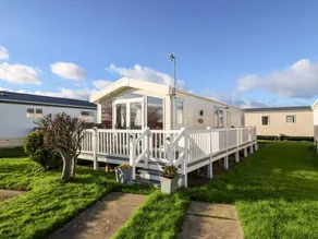 Children-friendly nice cottage with garden & pool | Beach view | Pets allowed - Image 3