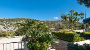 Beautiful holiday apartment with garden, terrace & barbecue | Sea view - Image 4