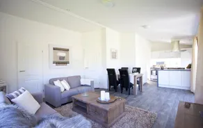 Holiday home with garden & terrace | Pet-friendly - Image 3