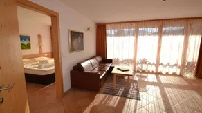 Apartamento vacacional con piscina, terraza y sauna - Image 5