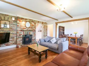 Cottage with garden | Beach view - Image 4