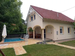Ferienhaus mit Pool und Gartendusche - Image 2