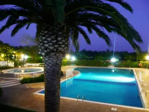 Nice bungalow with garden & pool | Close to the beach - Image 4