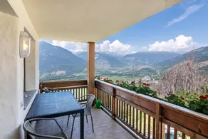 Apartment 'Patztauhof Tartscher Bühel' with Mountain View, Private Terrace and Wi-Fi - Image 2