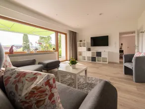 Lovely holiday apartment with terrace | Garden view - Image 4