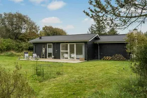 House with terrace, garden & barbeque - Image 2
