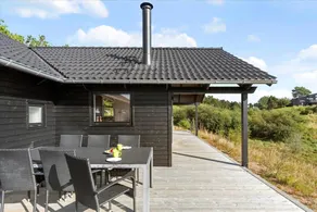 Holiday home with sauna, terrace & jacuzzi | Sea view - Image 2