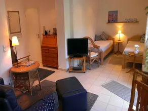 Studio con terrazza, internet veloce e sauna | Vista sul giardino | Ideale per il telelavoro - Image 2
