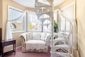 Children-friendly holiday home with garden, hot tub & barbeque | Garden view | Pets are welcome - Image 2