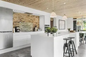 Lovely holiday home with terrace & BBQ - Image 4