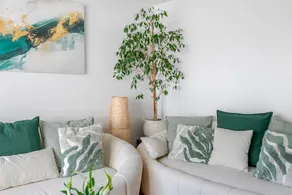 Appartement entièrement équipé avec internet haut débit et jardin | Vue jardin | Avec animaux autorisés - Image 3