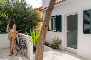 Family-friendly holiday apartment | Beach nearby - Image 3