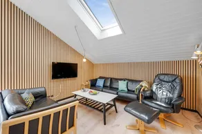 Lovely holiday home with terrace | Close to the beach - Image 4