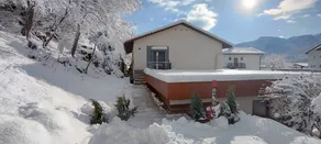 Holiday home with barbecue & garden | Mountain view - Image 4