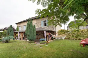 House with BBQ, garden & terrace - Image 3