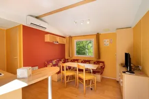 Mobile Home '4 Personnes Climatisé' with Shared Pool, Wi-Fi and Air Conditioning - Image 4