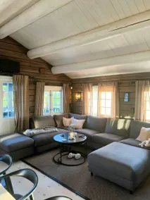 Holiday home with terrace, BBQ & garden - Image 4
