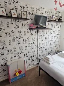 Child-friendly holiday home with garden & BBQ | Dogs allowed - Image 3