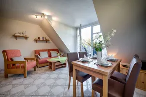 ruhig gelegene Fewo bis 4 P. + Kleinkind, Sauna, WLAN, Balkon, Fahrradschuppen - Image 3