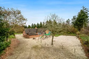 Cottage with sauna, pool & terrace - Image 2