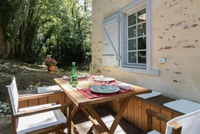 Fully equipped beautiful gite with barbecue, garden & terrace | Pets allowed - Image 2