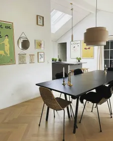 Holiday home with garden, terrace & BBQ - Image 3