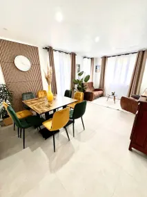 House with garden & barbeque | Garden view - Image 2