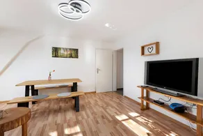 Flat with pool, garden & BBQ | Mountain view - Image 3