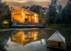 Chalet with jacuzzi - Image 2