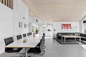 Children-friendly house with terrace, sauna & hot tub | Close to the beach - Image 5