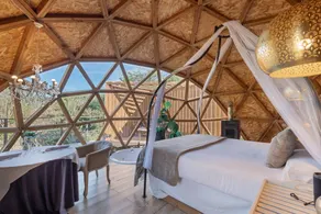 Apartment 'Suite Golden Bubble' with Mountain View, Wi-Fi and Air Conditioning - Image 4