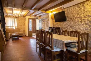 House with barbeque & terrace | Mountain view - Image 4