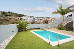 Casa con piscina, giardino e terrazza | Vista sulla montagna - Image 2