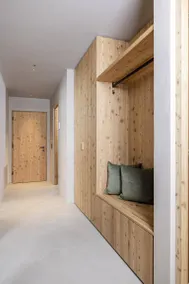 Apartment with garden | Garden view - Image 2