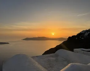 Premium Santorini Villa Villa Campbell 1 Bedroom Spectacular Aegean Sea - Image 2