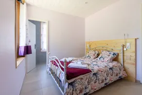 Family-friendly beautiful holiday apartment with garden | Mountain view | Ski nearby - Image 5