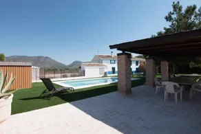Ferienhaus mit Terrasse, Grill und privatem Pool | Bergblick - Image 2