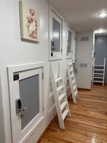 Capsule Hostel Near NYC - Image 5