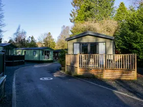 Family-oriented cottage with garden | Beach view - Image 2