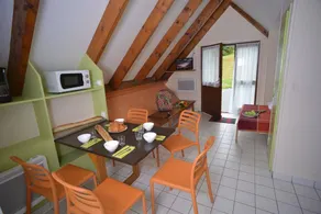 Gîte con jardín, barbacoa y piscina | Vistas al lago - Image 3