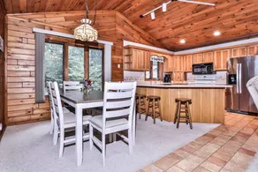 Breezy Bay Bungalow - Image 4