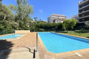 Family-friendly holiday apartment with garden, terrace & pool | Next to the beach - Image 2