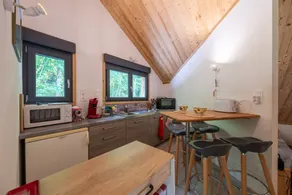 Estudio apropiado para familias con barbacoa y jardín | Vistas al jardín | Admite mascotas - Image 3