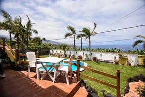 Dedicated room with pool | Close to the beach - Image 5