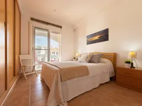 Holiday home with private pool, garden & terrace - Image 5